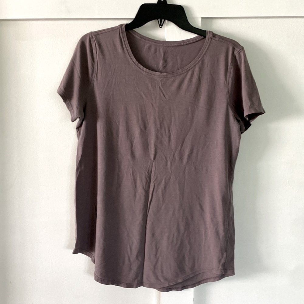Lululemon shirt